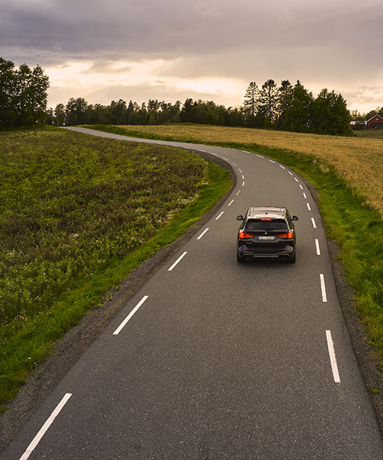 550x660 EcoMobility EV nature car